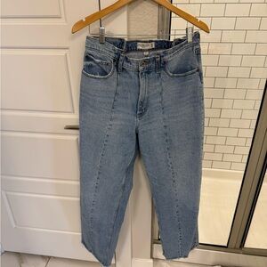 Abercrombie & Fitch Curve Love The 90s Relaxed High Rise